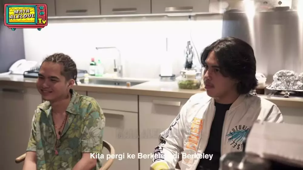 dapur apartemen irwan mussry minimalis © 2024 brilio.net dapur apartemen irwan mussry minimalis © 2024 brilio.net