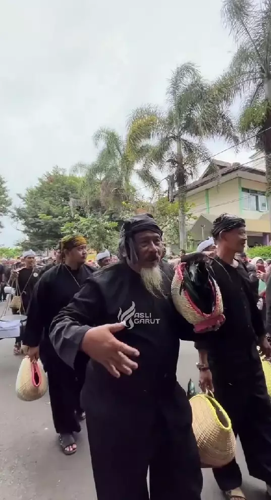 seserahan Maula Akbar putra Dedi Mulyadi © Instagram seserahan Maula Akbar putra Dedi Mulyadi © Instagram