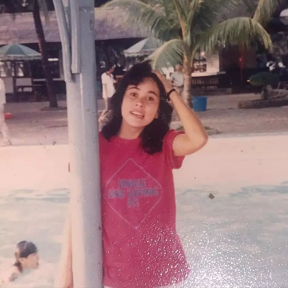 potret masa muda ibu seleb bak barbie © berbagai sumber