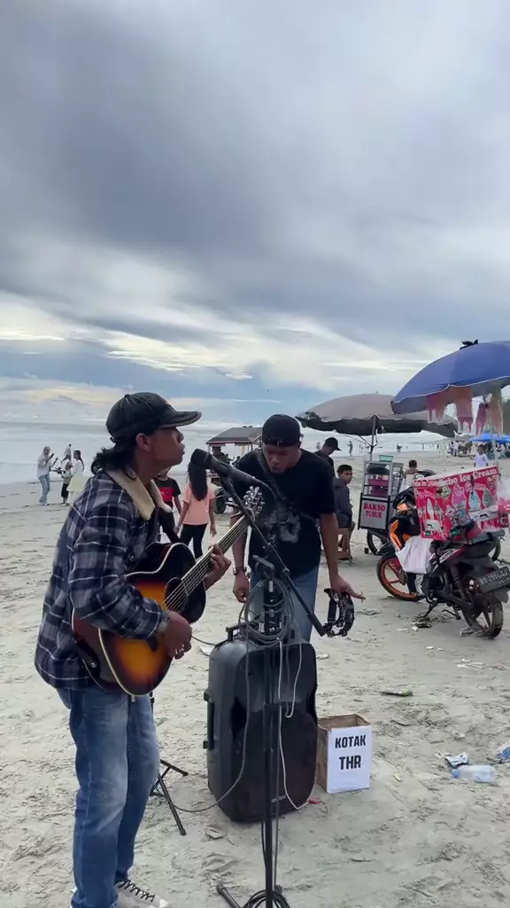 Junaidi eks finalis Indonesian Idol 2025 © 2025 brilio.net