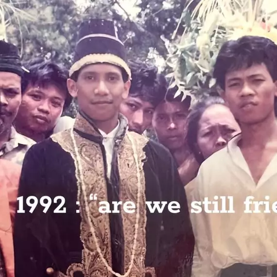 Anak ini spill mertuanya adalah sahabat sang ayah, definisi friendship goals berteman sampai besanan