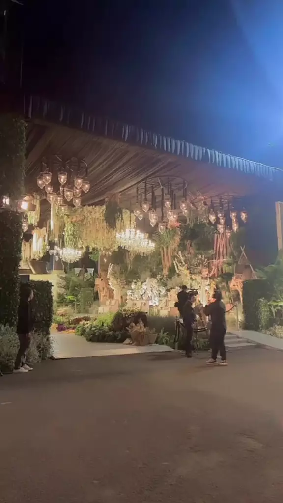 Resepsi nikah Maula Akbar anak Dedi Mulyadi © 2025 brilio.net