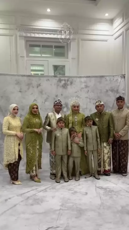 Pemotretan resepsi Maula Akbar © Instagram