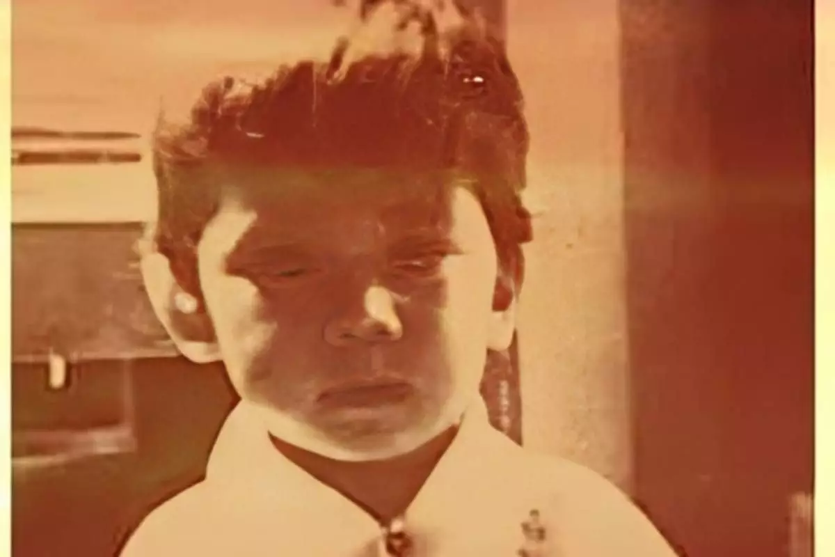 Bocah cilik ini besarnya jadi personel band top, pernah menjabat komisaris BUMN tapi pilih mundur