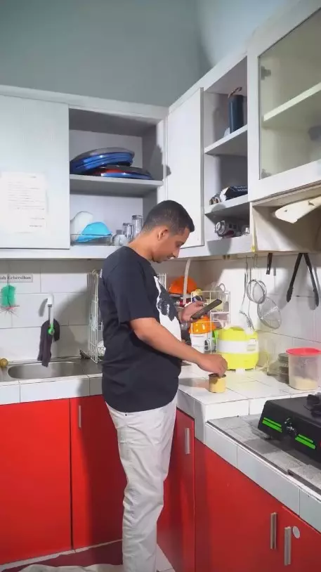 dapur rumah Habib Husein Ja'far © 2024 brilio.net