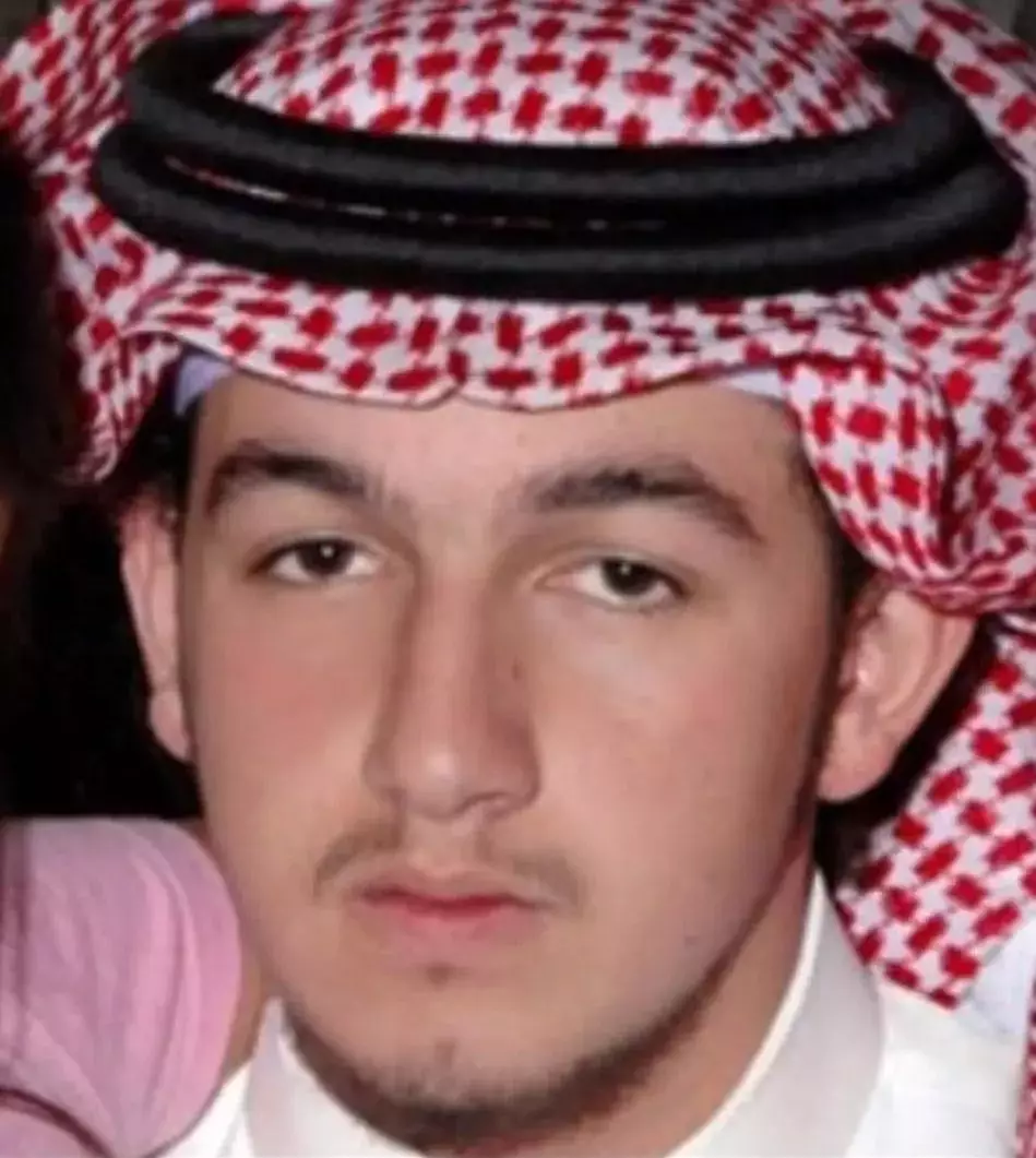 Pangeran tidur Arab Alwaleed bin Khalid meninggal 20 tahun koma © 2025 brilio.net Pangeran tidur Arab Alwaleed bin Khalid meninggal 20 tahun koma © 2025 brilio.net