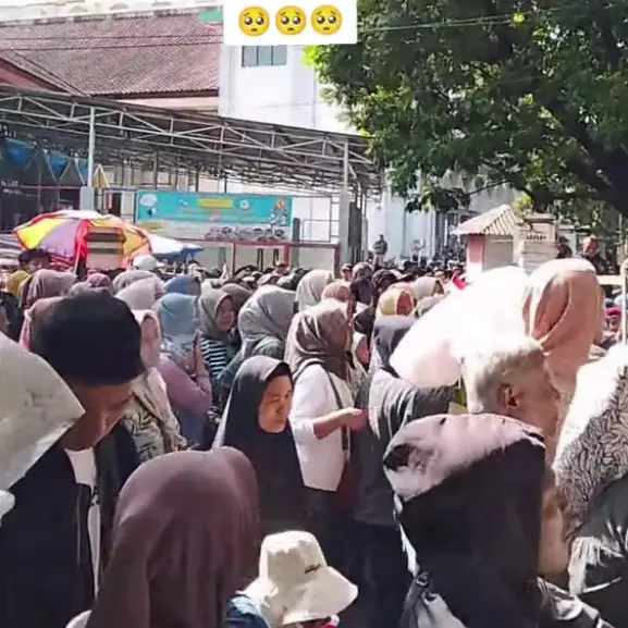 Maula Akbar dan Putri Karlina minta maaf atas meninggalnya 3 korban saat pesta rakyat pernikahannya