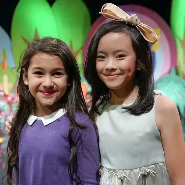potret lawas seleb berteman sejak kecil © instagram potret lawas seleb berteman sejak kecil © instagram