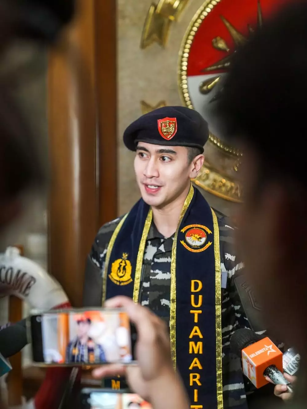Verrel Bramasta diangkat jadi Duta Maritim © 2025 Instagram Verrel Bramasta diangkat jadi Duta Maritim © 2025 Instagram