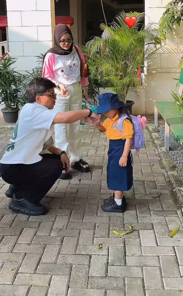 Wajah polosnya susah dikenali, intip 5 potret lawas Atta Halilintar sebelum glow up © 2025 brilio.net