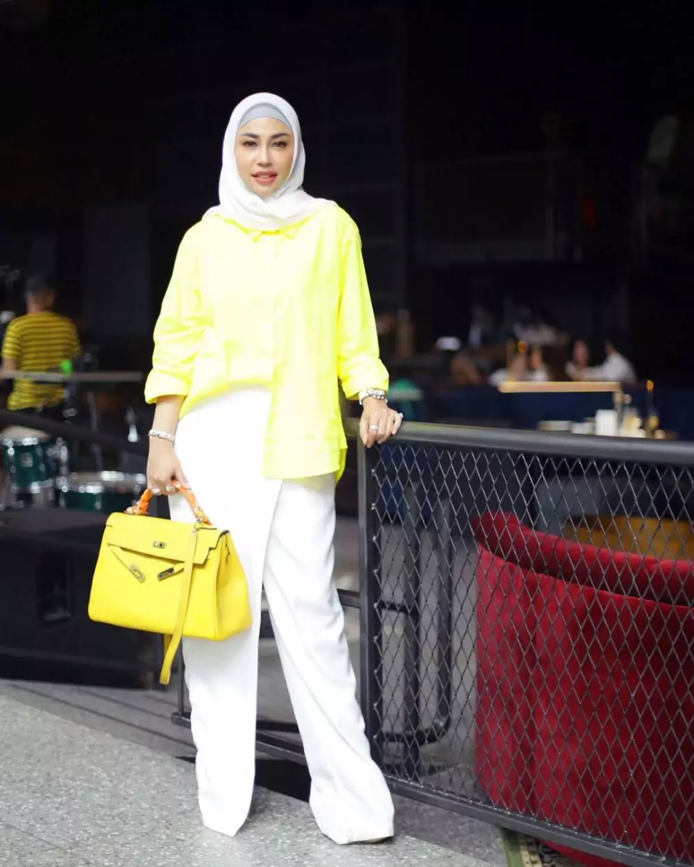 ibu salmafina sunan mirip ariel tatum © 2023 brilio.net