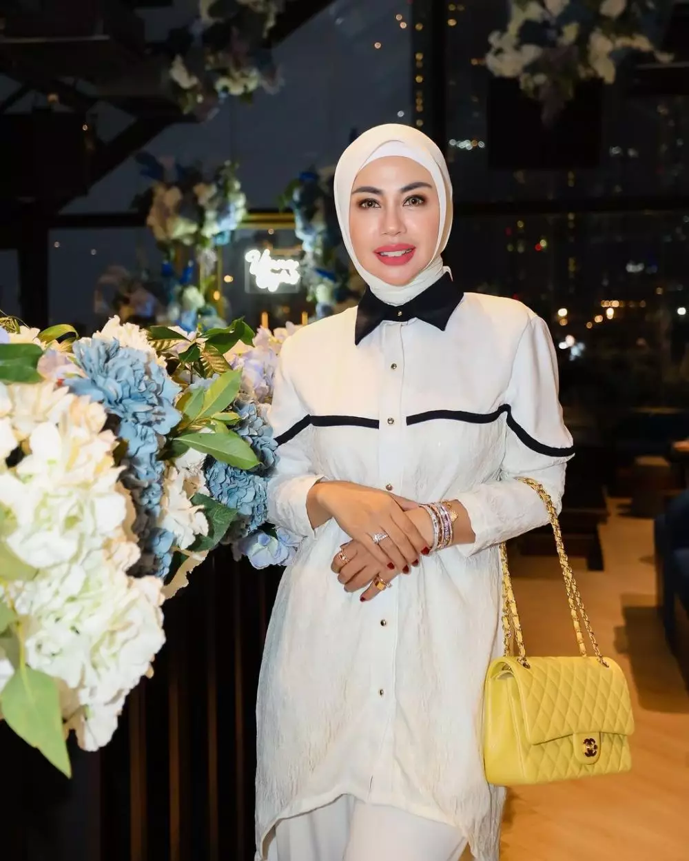 ibu salmafina sunan mirip ariel tatum © 2023 brilio.net