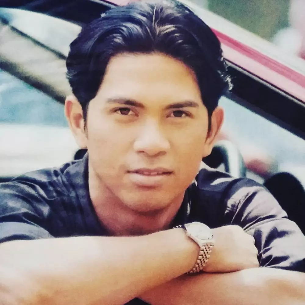 Eks suami Atiek CB penyanyi 90-an © Instagram