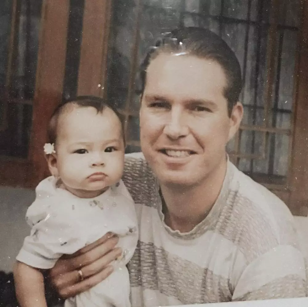 potret muda ayah seleb blasteran © Instagram