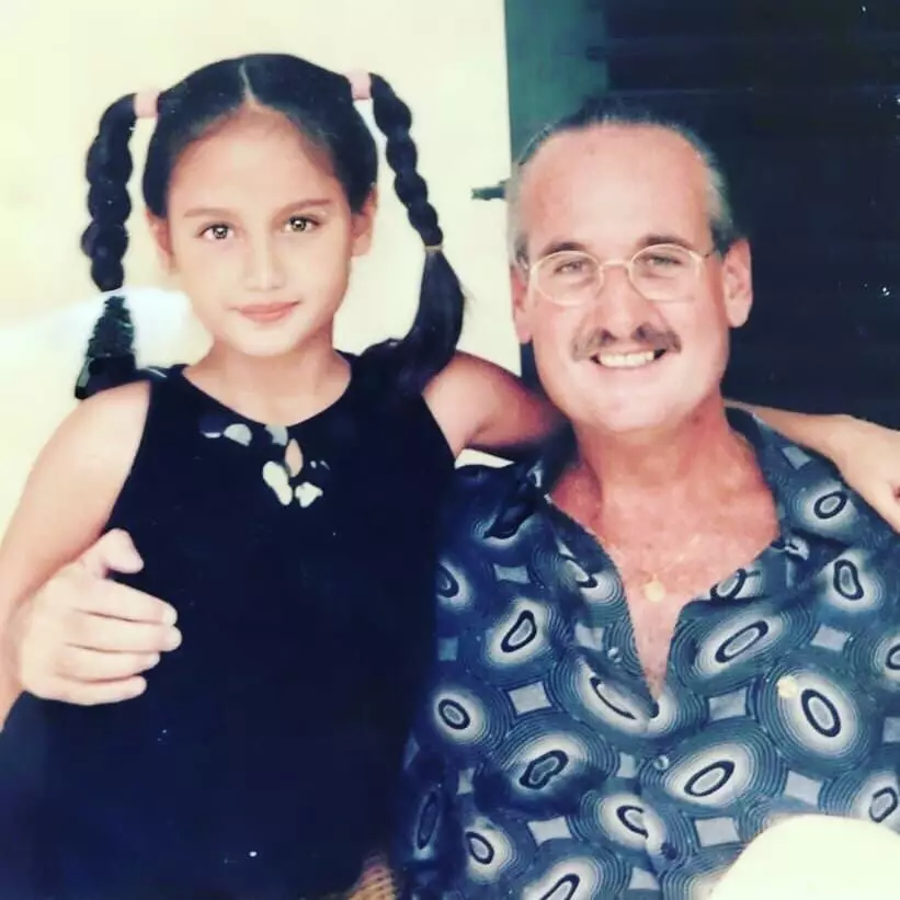 potret muda ayah seleb blasteran © Instagram