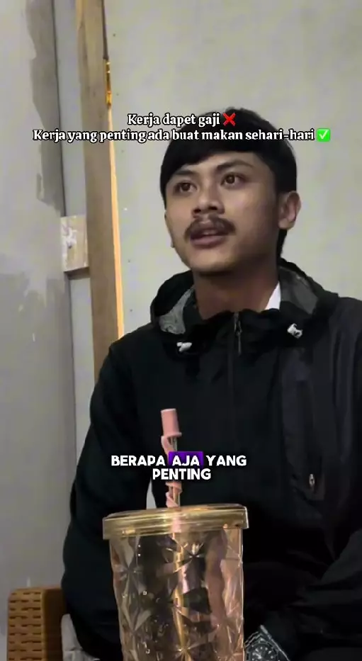 kisah haru pemuda berjuang cari kerja © TikTok