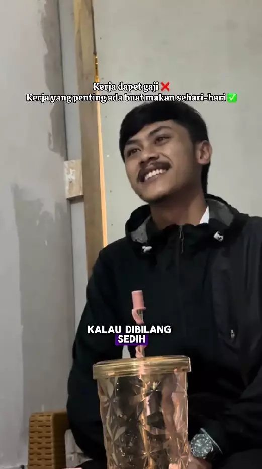 kisah haru pemuda berjuang cari kerja © TikTok