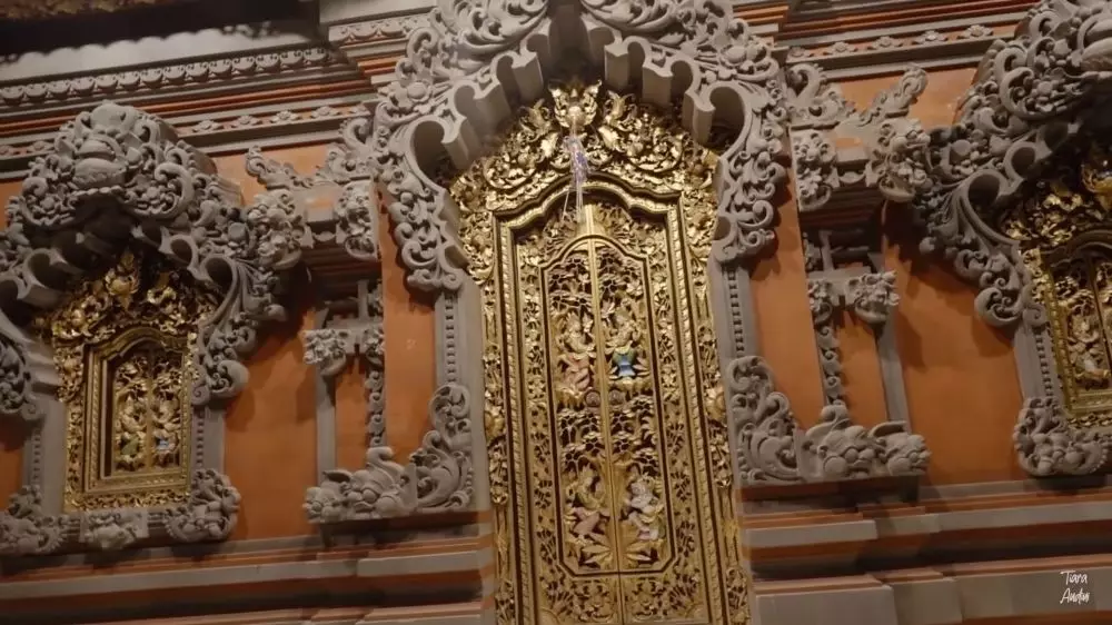 bocah imut gedenya sukses jadi penyanyi punya rumah mewah di bali bak kerajaan © berbagai sumber