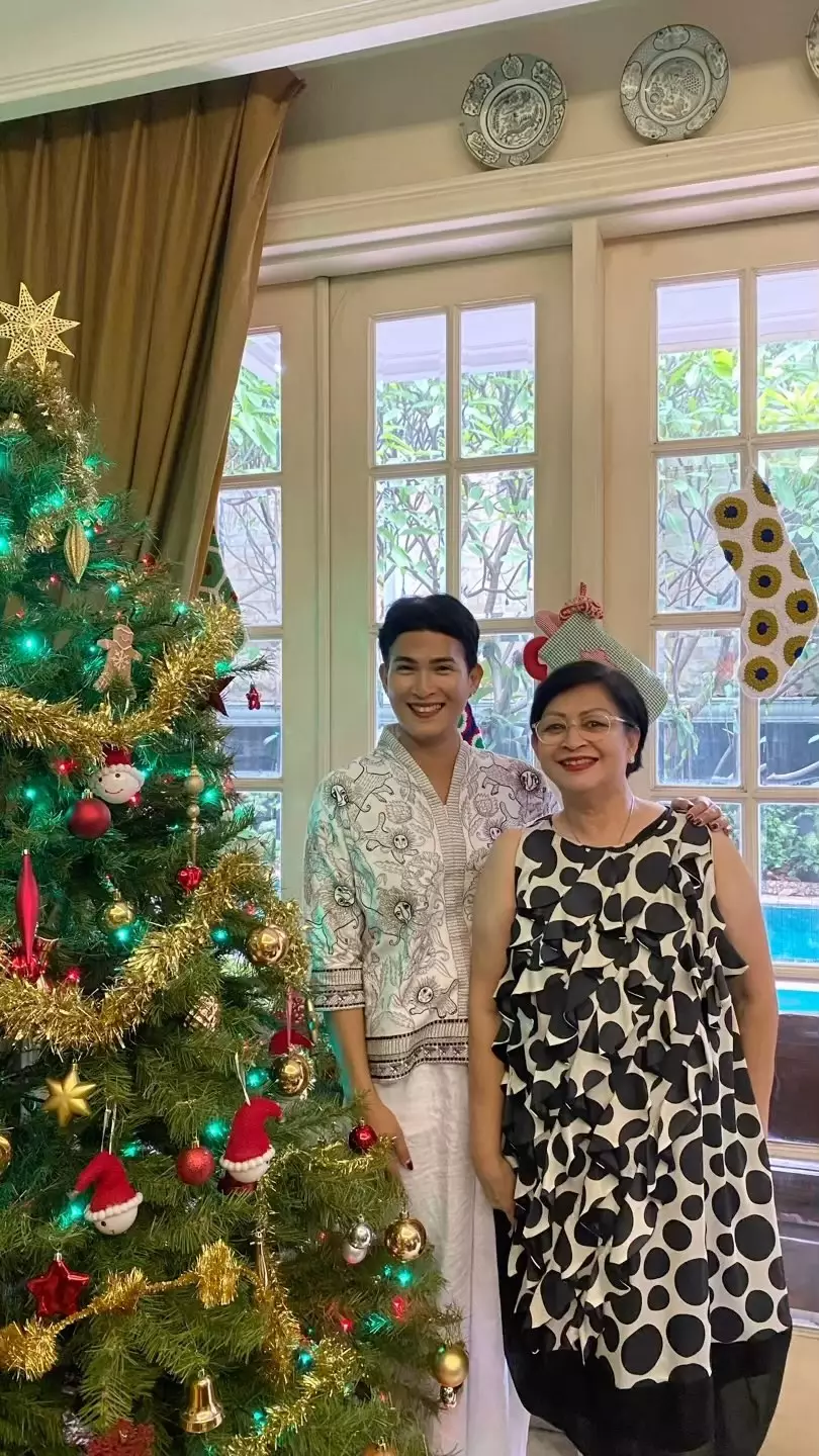 Transformasi Oscar Lawalata usai jadi transgender © 2025 brilio.net Transformasi Oscar Lawalata usai jadi transgender © 2025 brilio.net