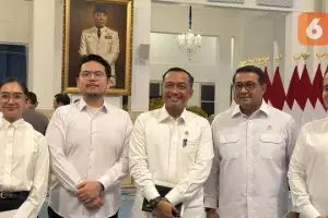 Profil Bima Patria Yoshugi, art director jebolan ITB, desainer logo HUT RI ke-80 yang dipuji Prabowo