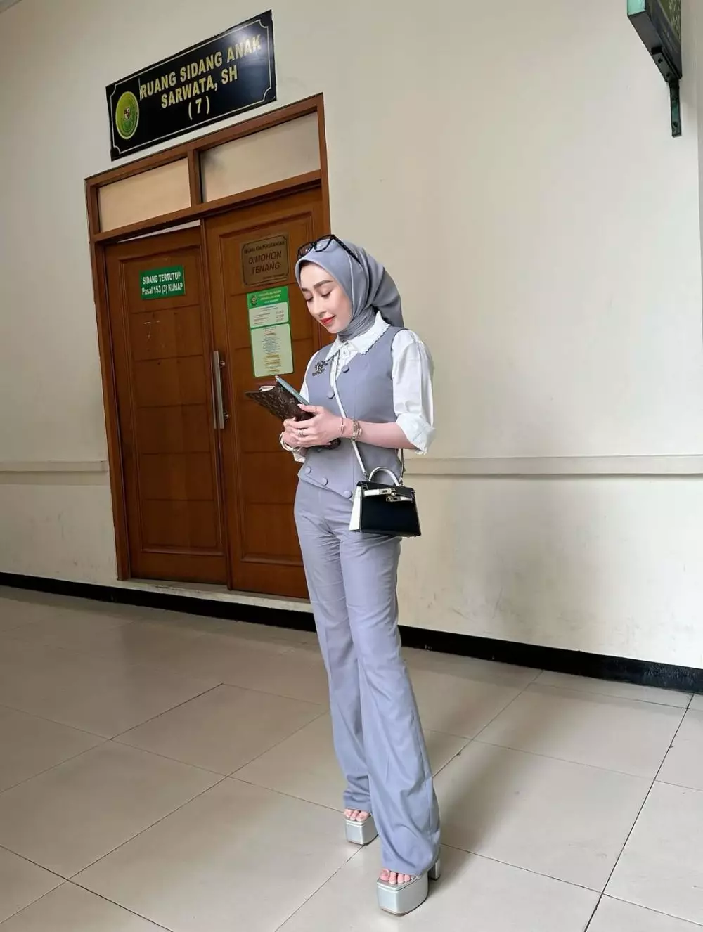 Fakta Sidang Nikita Mirzani dan Reza Gladys © 2025 brilio.net