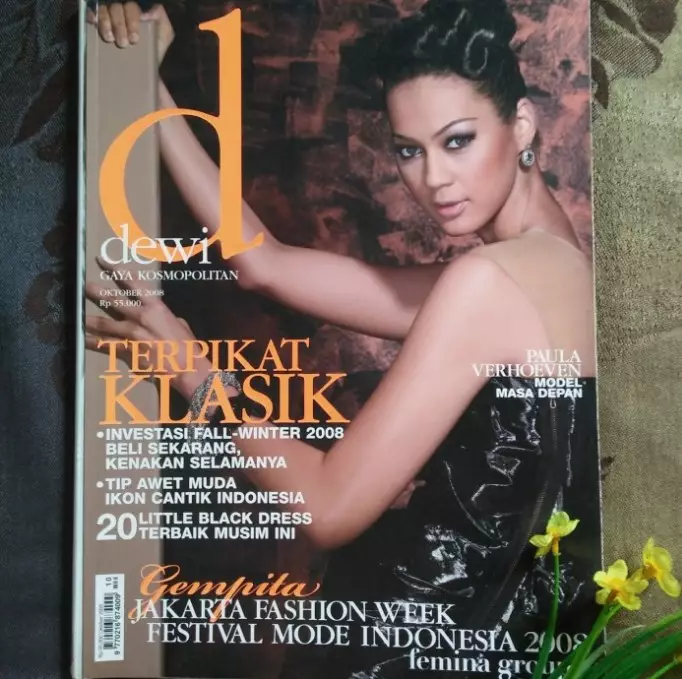 Paula Verhoeven majalah jadul © berbagai sumber Paula Verhoeven majalah jadul © berbagai sumber