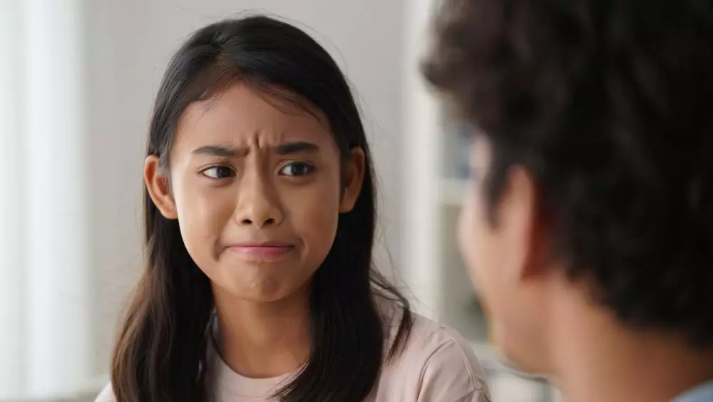 Kata-kata sindiran halus menusuk 2025 © 2025 brilio.net Kata-kata sindiran halus menusuk 2025 © 2025 brilio.net