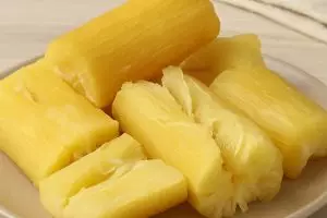 Kenapa singkong rebus selalu keras? Mungkin kamu melewatkan 3 langkah penting ini