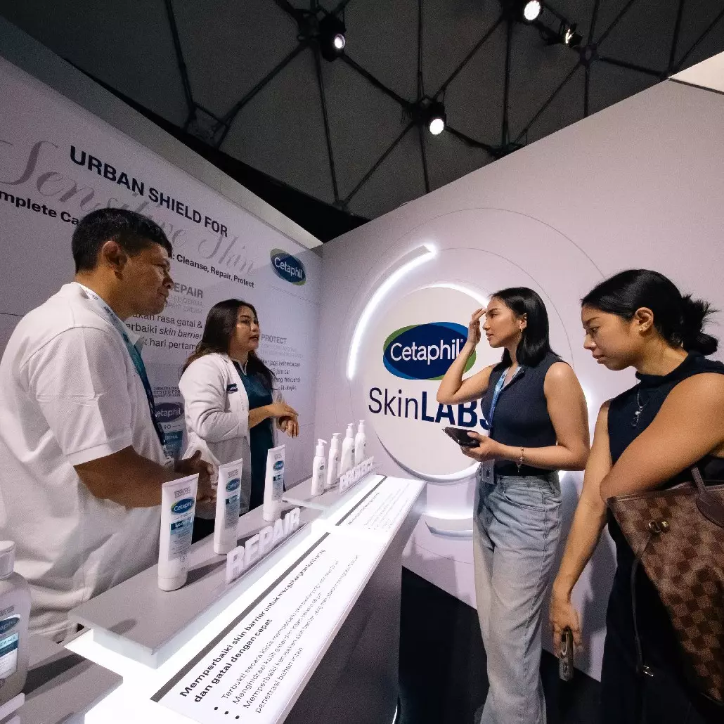 70% orang punya kulit sensitf jadi alarm baru di tengah polusi kota besar, Cetaphil beri solusinya