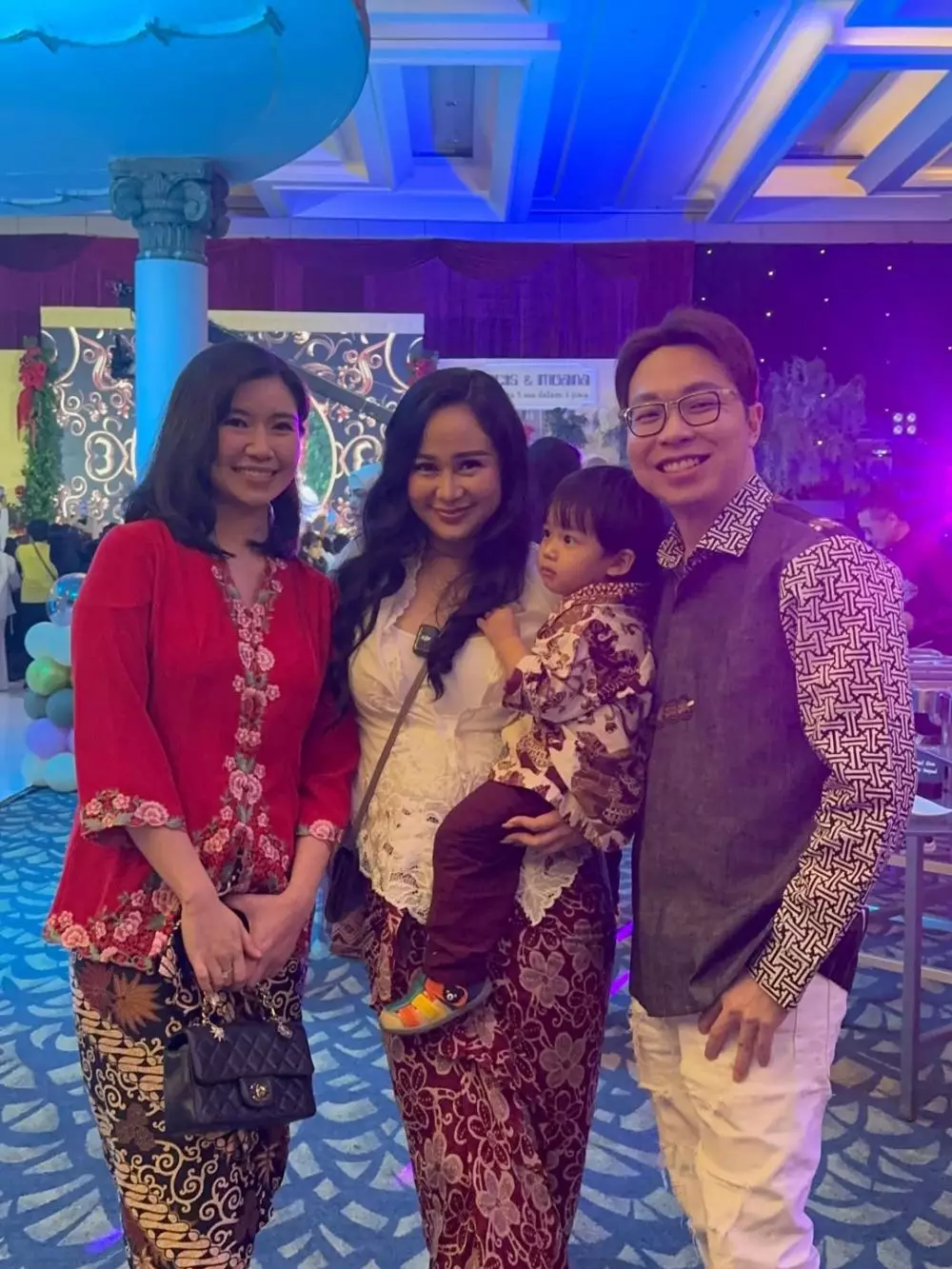 Seleb di ulang tahun Moana anak Ria Ricis © 2025 brilio.net Seleb di ulang tahun Moana anak Ria Ricis © 2025 brilio.net