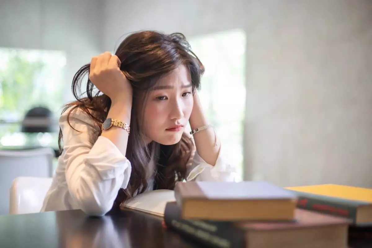 Bukan nggak mampu bekerja, Wamenaker ungkap alasan kenapa Sarjana di Indonesia banyak yang menganggur