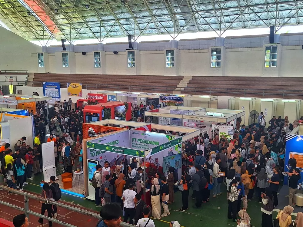 wamenaker sarjana di indonesia sulit kerja © 2025 berbagai sumber wamenaker sarjana di indonesia sulit kerja © 2025 berbagai sumber