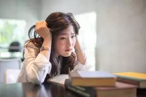 Bukan nggak mampu bekerja, Wamenaker ungkap alasan kenapa Sarjana di Indonesia banyak yang menganggur