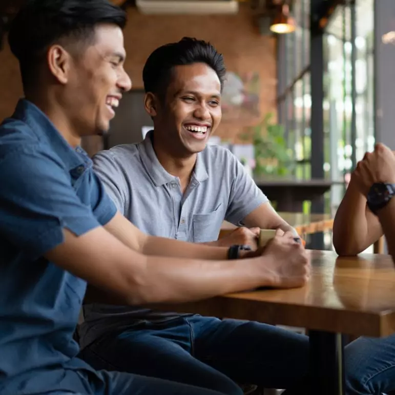 100 Teka-teki lucu melayu paling gokil 2025, bikin ketawa tak berhenti