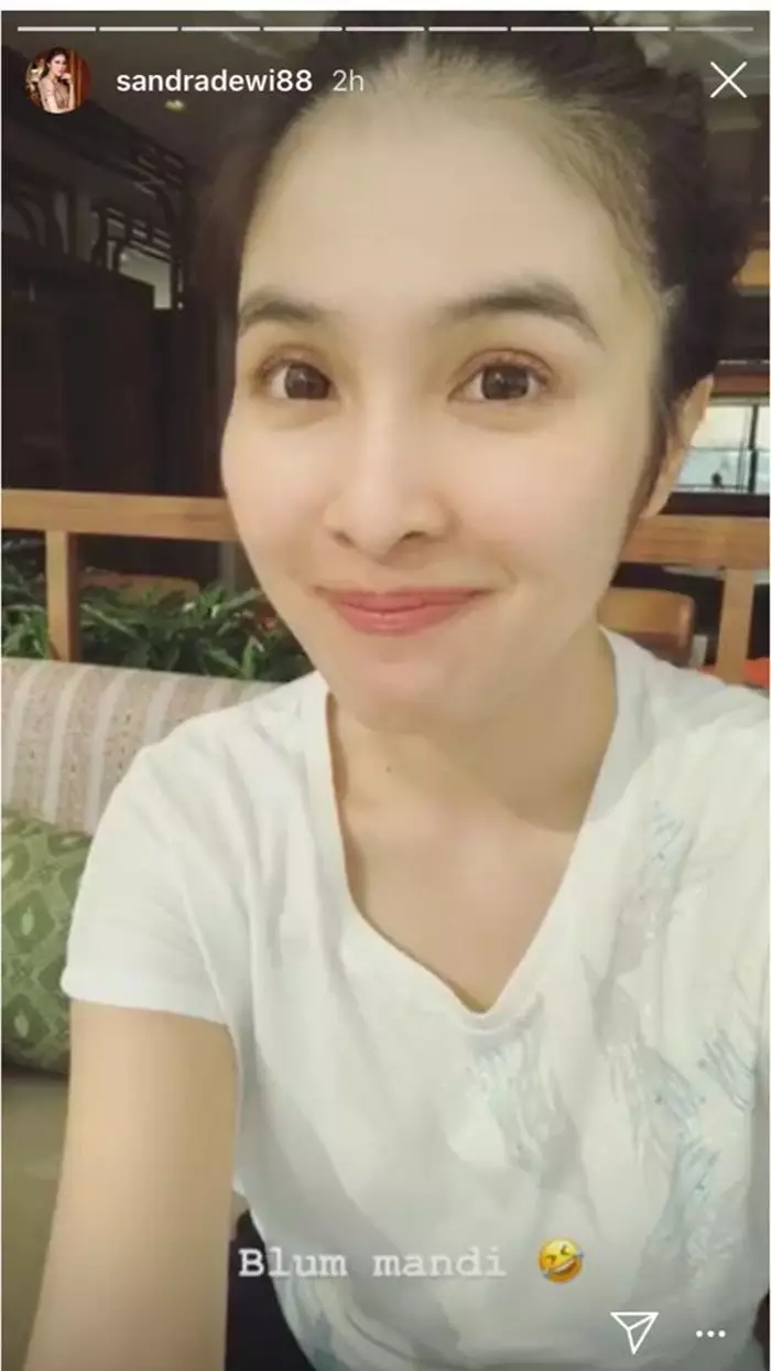 gaya seleb di rumah tak glamor © instagram