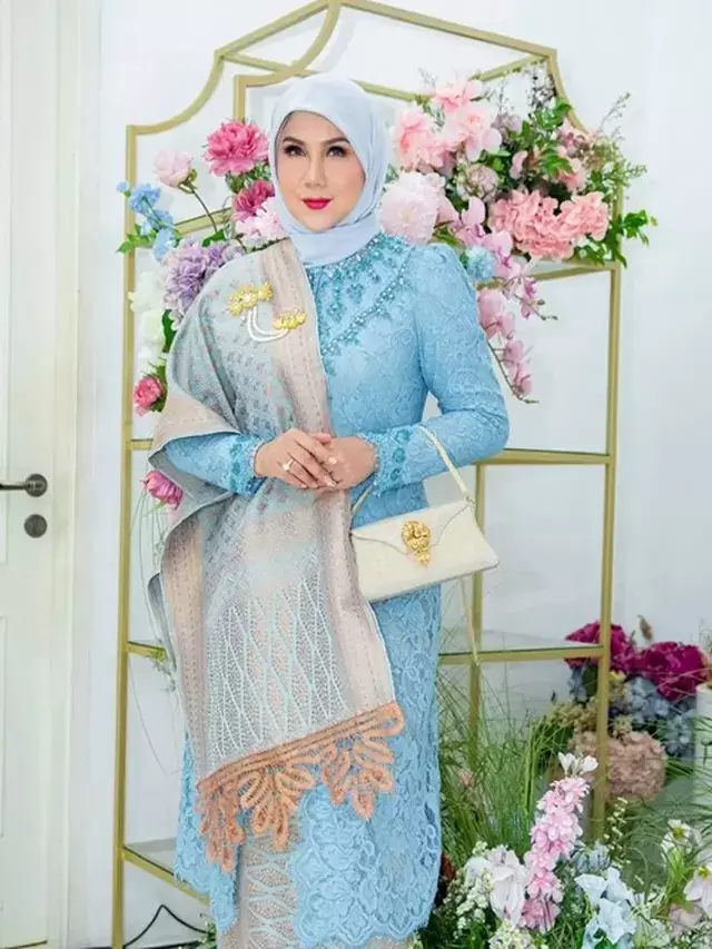 11 Artis top ini ternyata ibu pesinetron, potret masa mudanya cantik bikin terpesona © 2025 brilio.net