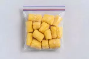 Stok camilan anti ribet: Cara bikin 'frozen food' singkong goreng buat digoreng kapan saja