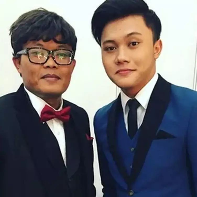 Kembar tapi lintas generasi, ini 9 potret lawas masa muda Sule ini parasnya fotokopian Rizky Febian