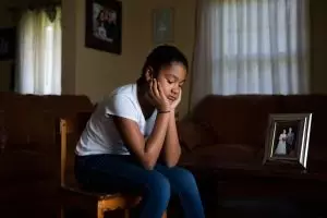 100 Kata-kata kecewa anak untuk ayah yang bikin hati tersentuh dan mata berkaca