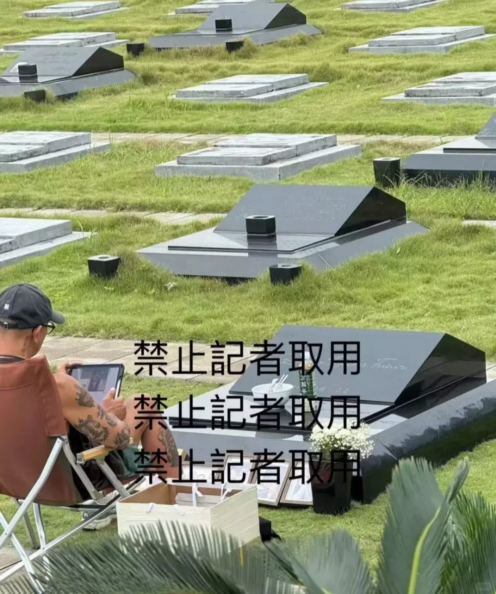 DJ Koo ziarah ke makam Barbie Hsu setiap hari © 2025 Threads