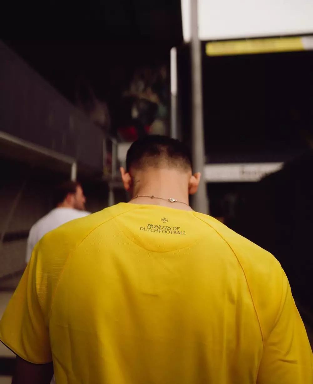 Jennifer Coppen dampingi Justin Hubner © Instagram