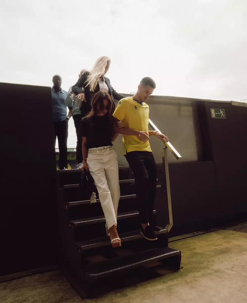 Jennifer Coppen dampingi Justin Hubner © Instagram