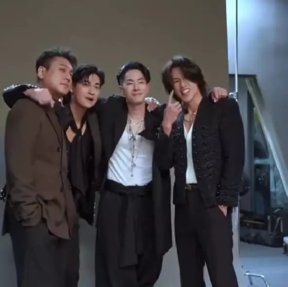 pemotretan terbaru anggota F4 Meteor Garden © TikTok