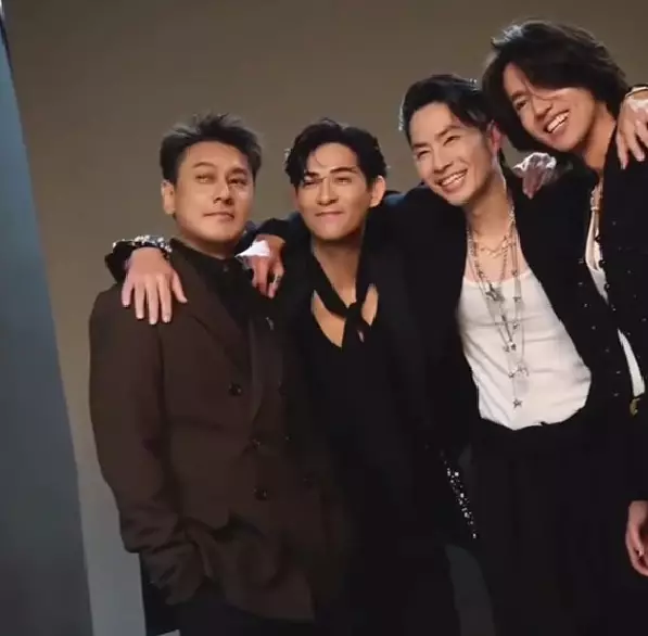 pemotretan terbaru anggota F4 Meteor Garden © TikTok