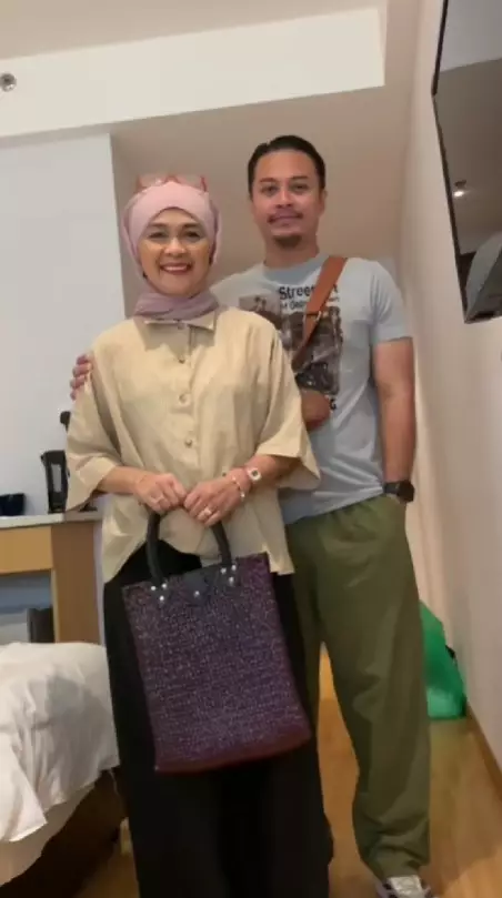 Kisah Romansa beda generasi ini © TikTok Kisah Romansa beda generasi ini © TikTok