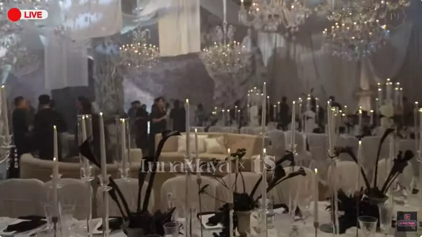 Potret dekorasi resepsi Luna Maya di Jakarta © 2025 YouTube