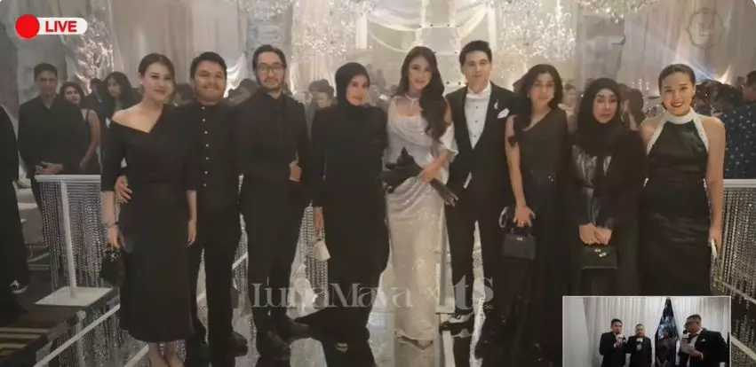 Seleb di resepsi Jakarta Luna Maya dan Maxime Bouttier © 2025 brilio.net