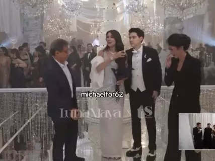 Rocky Gerung gandeng cewek saat resepsi Luna Maya © TikTok