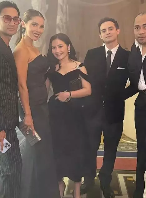 Prilly Latuconsina hadiri resepsi Maxime © Instagram