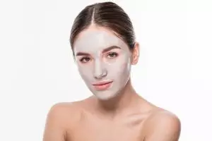 Wajah glowing dan kencang tanpa skincare mahal, cukup pakai masker kolagen dari 3 bahan alami ini